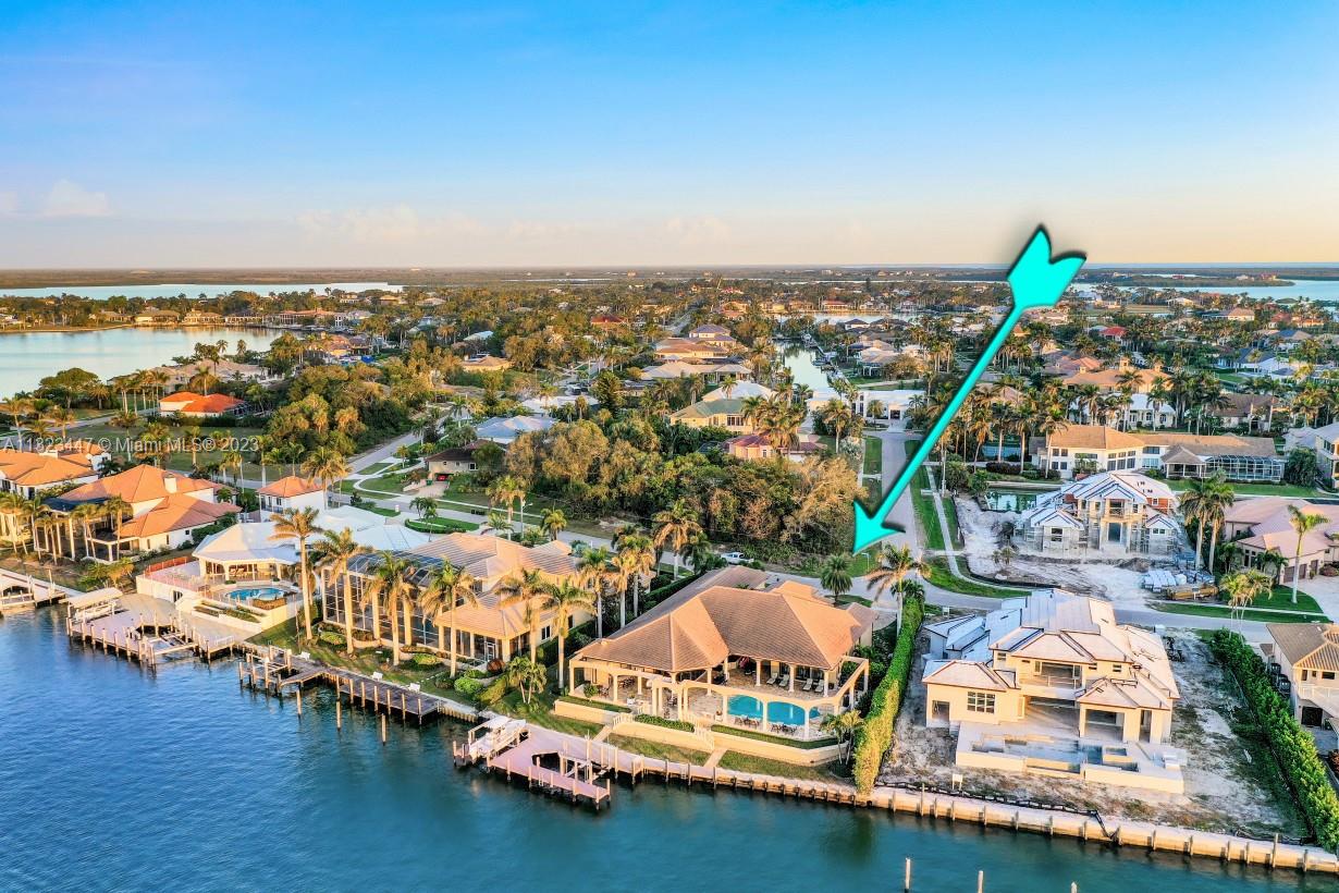 MARCO ISLAND ESTATES - Residential
