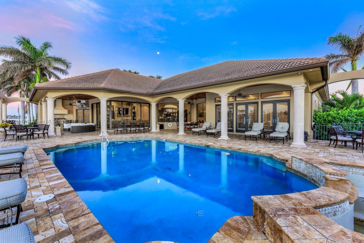 MARCO ISLAND ESTATES - Residential