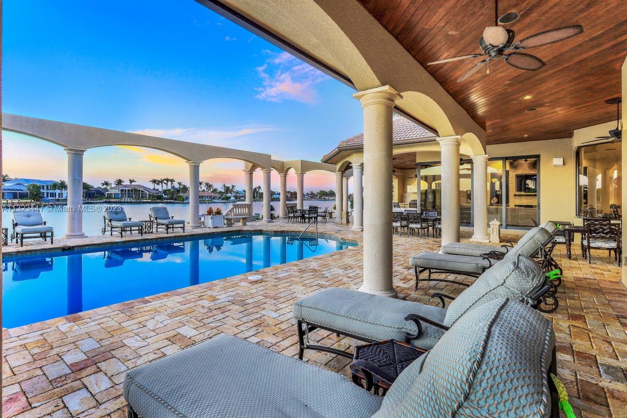 MARCO ISLAND ESTATES - Residential
