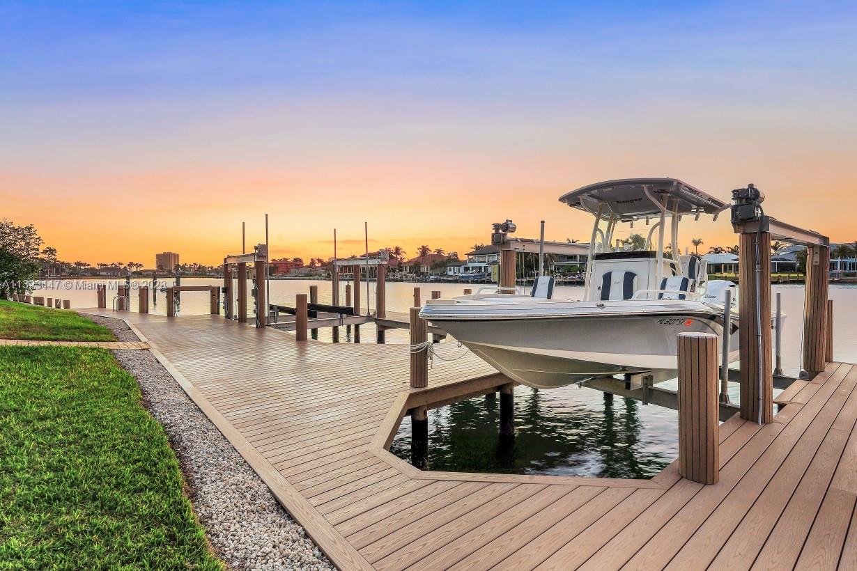 MARCO ISLAND ESTATES - Residential