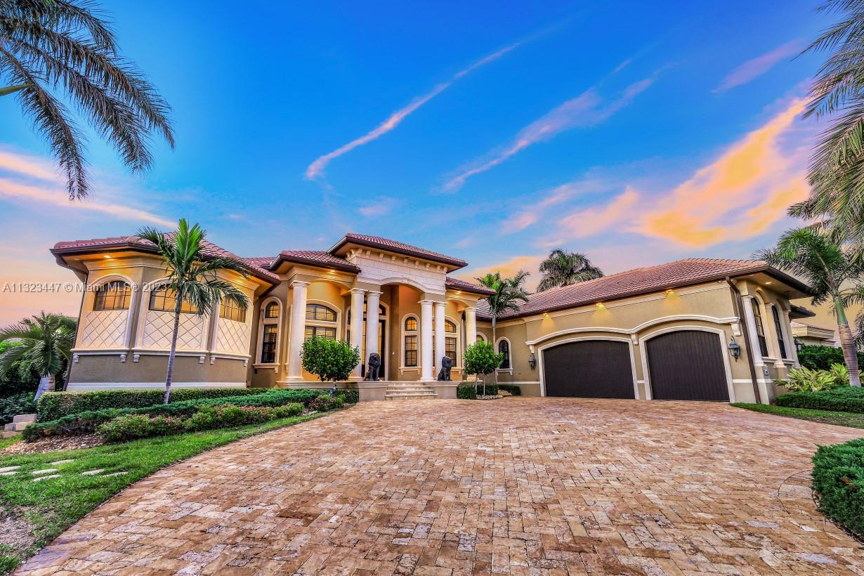 MARCO ISLAND ESTATES - Residential