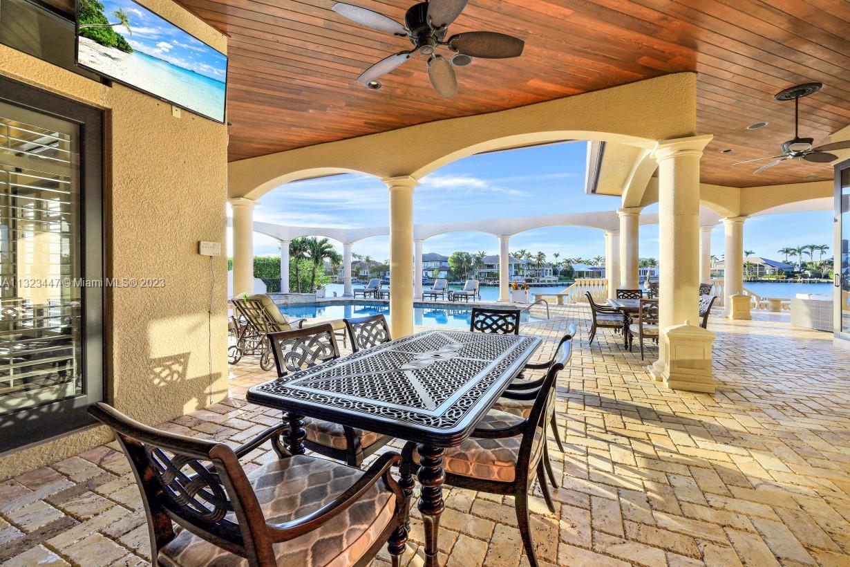 MARCO ISLAND ESTATES - Residential
