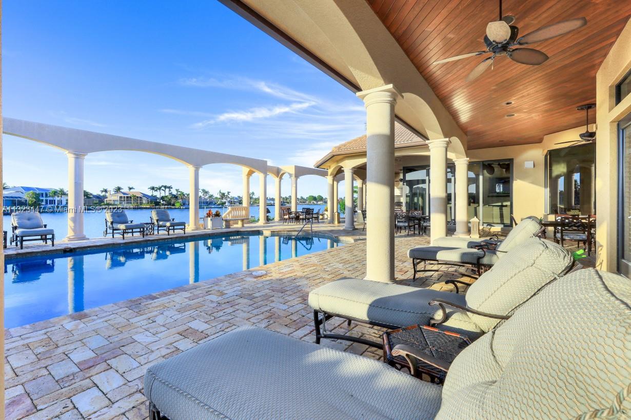 MARCO ISLAND ESTATES - Residential