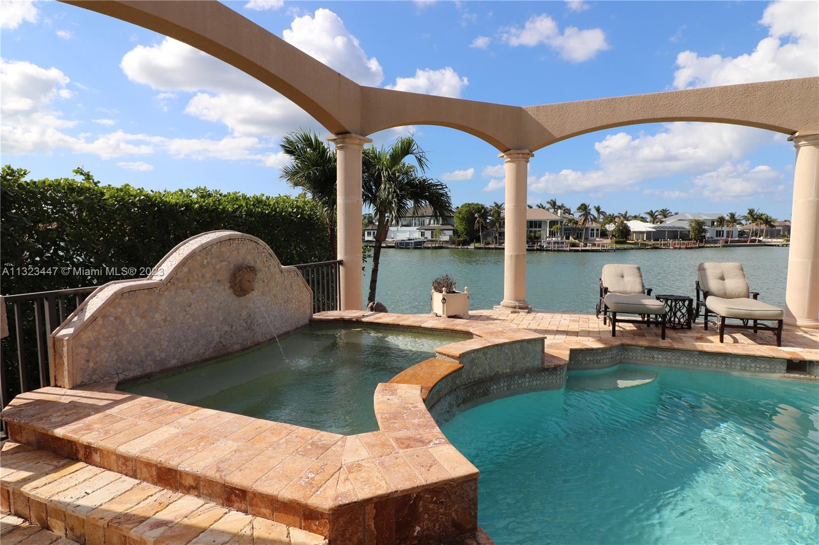 MARCO ISLAND ESTATES - Residential