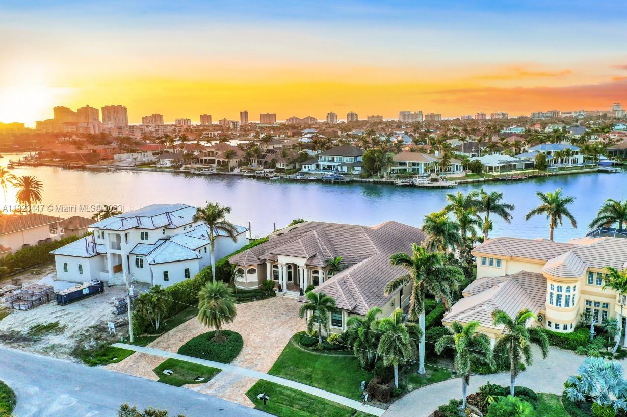 MARCO ISLAND ESTATES - Residential