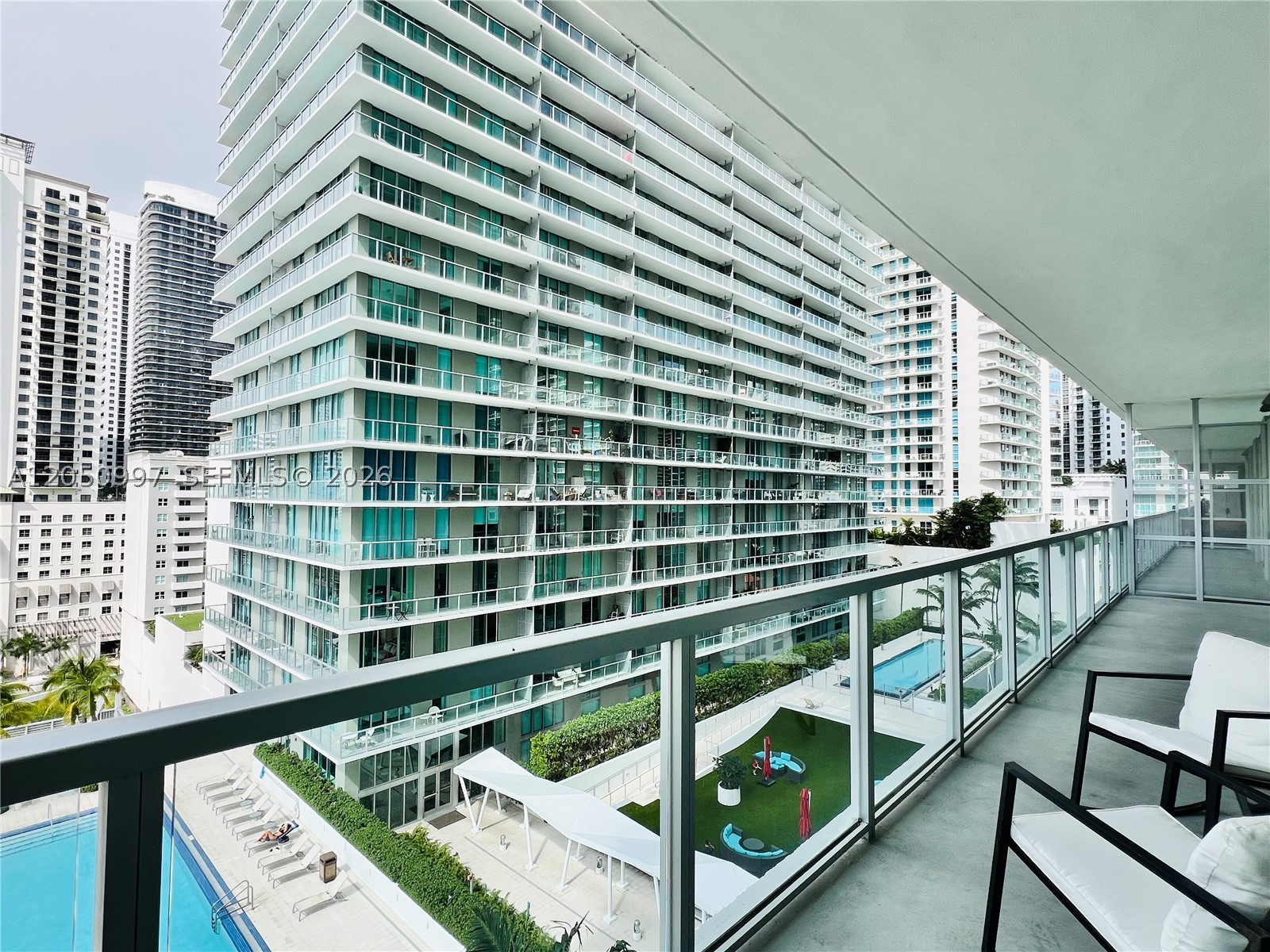 THE AXIS ON BRICKELL COND - Residential Lease