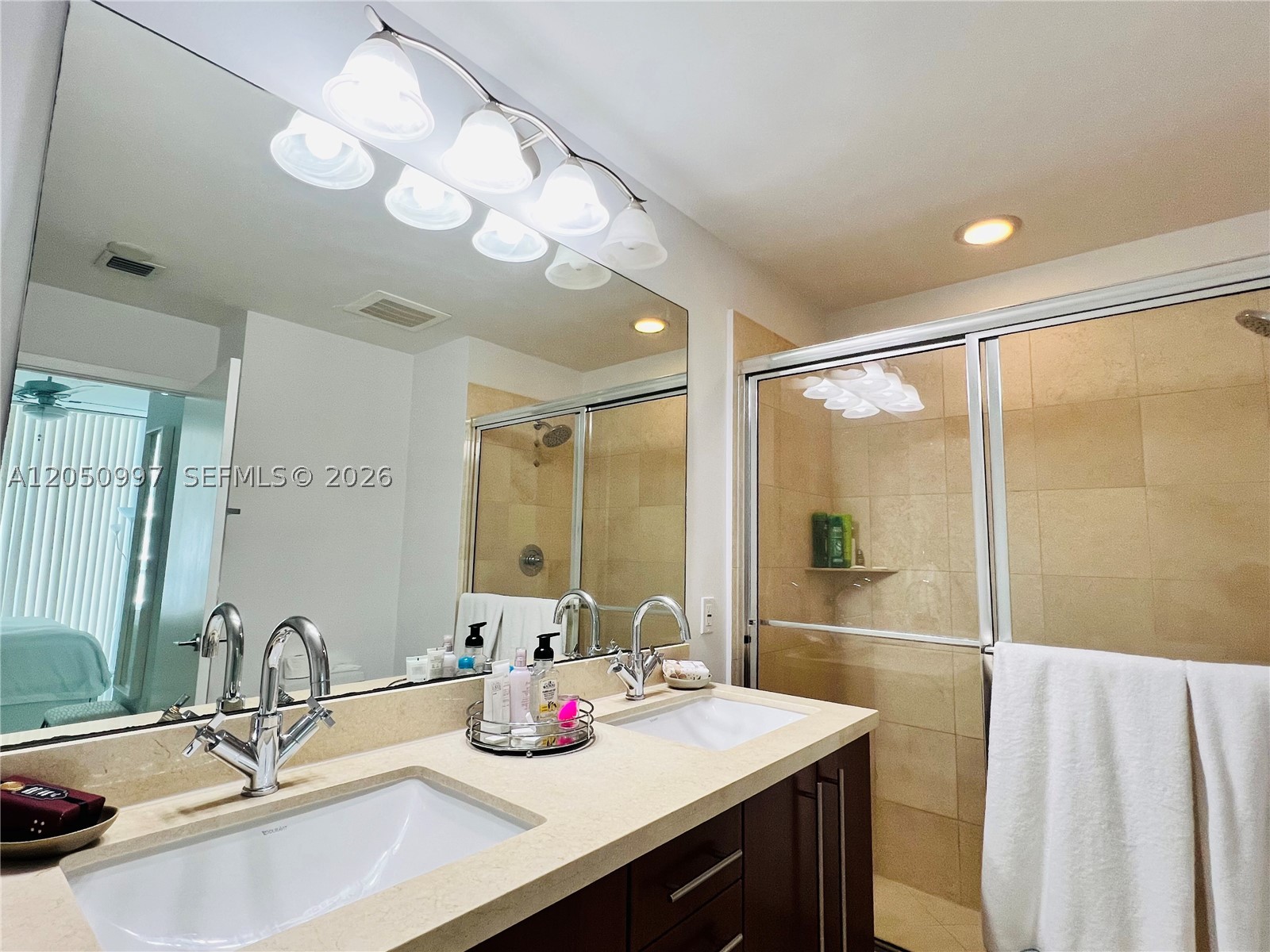 THE AXIS ON BRICKELL COND - Residential Lease