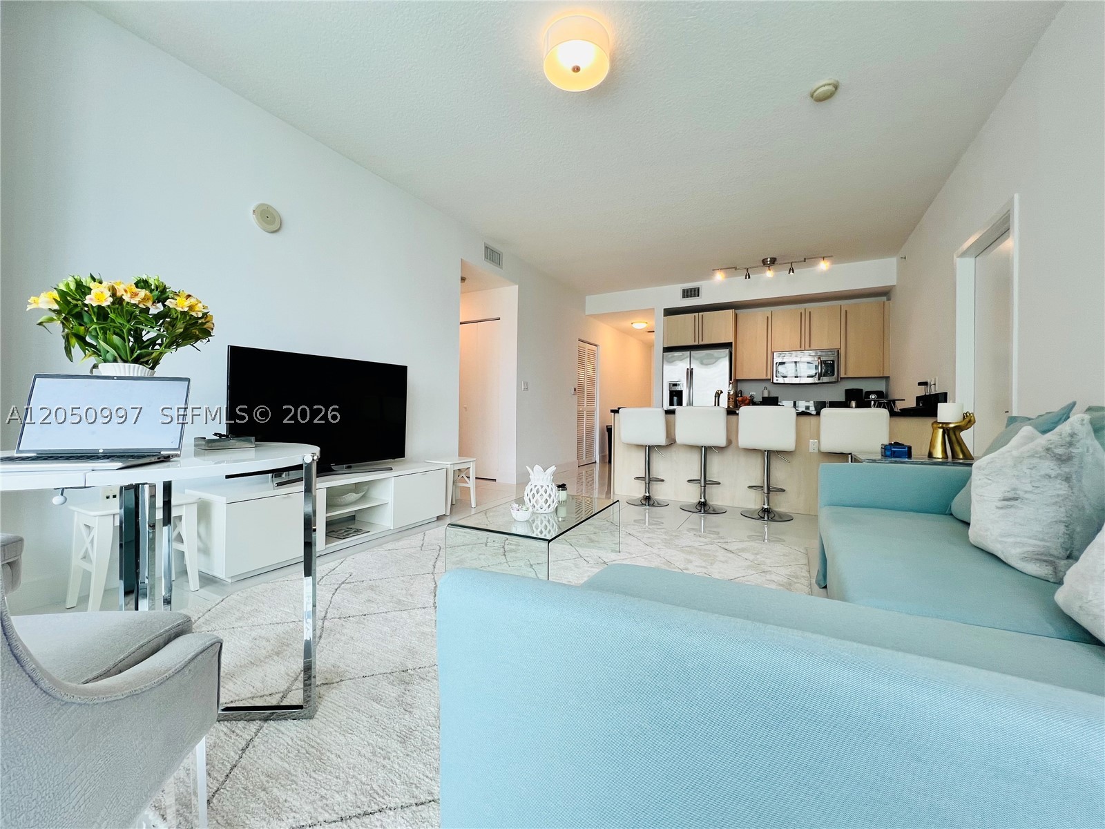 THE AXIS ON BRICKELL COND - Residential Lease