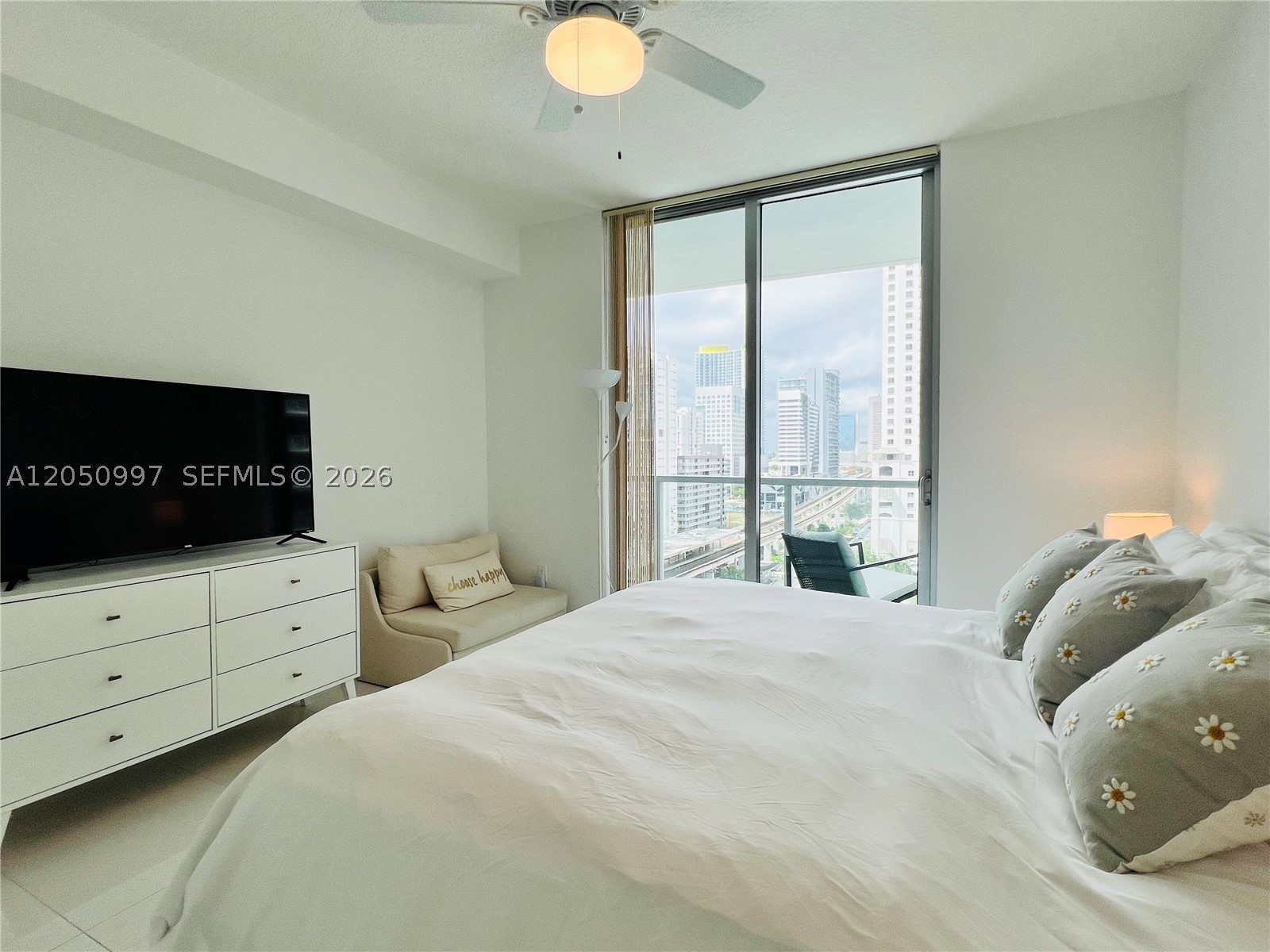 THE AXIS ON BRICKELL COND - Residential Lease
