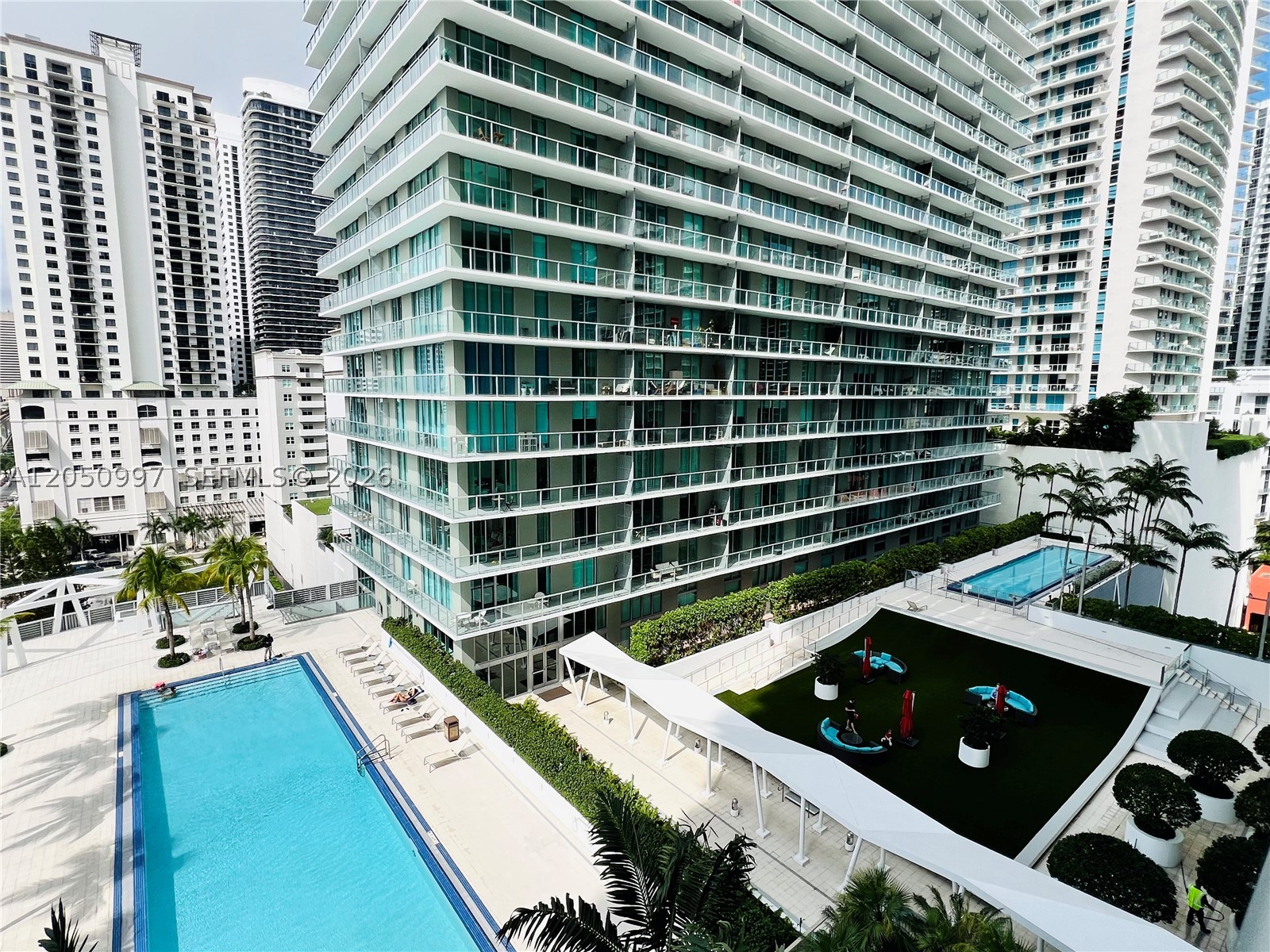 THE AXIS ON BRICKELL COND - Residential Lease