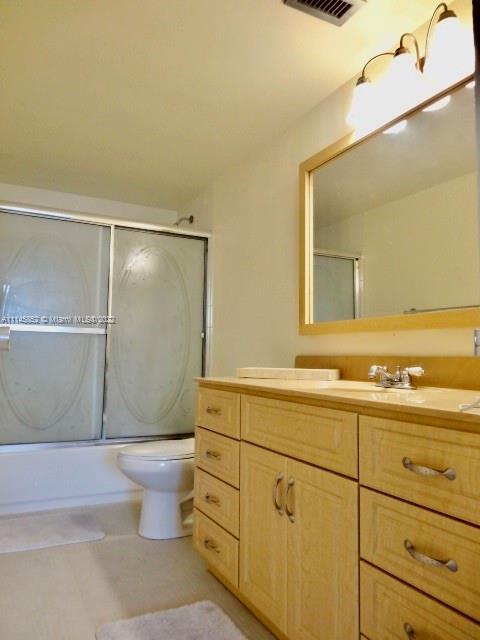 KING COLE CONDO - Residential