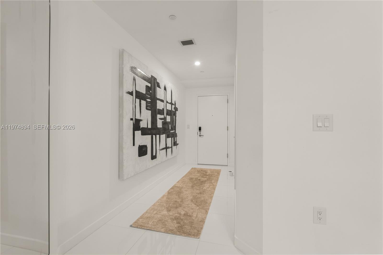 PARAMOUNT MIAMI WORLDCENT - Residential Lease