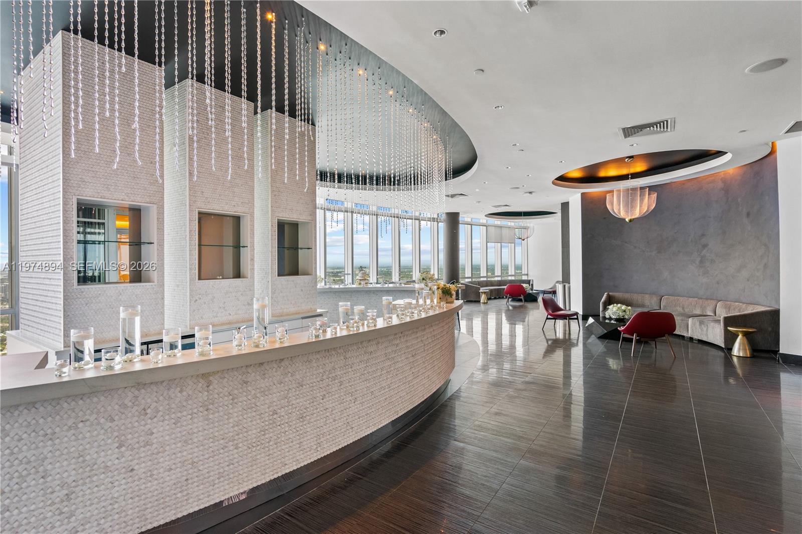 PARAMOUNT MIAMI WORLDCENT - Residential Lease