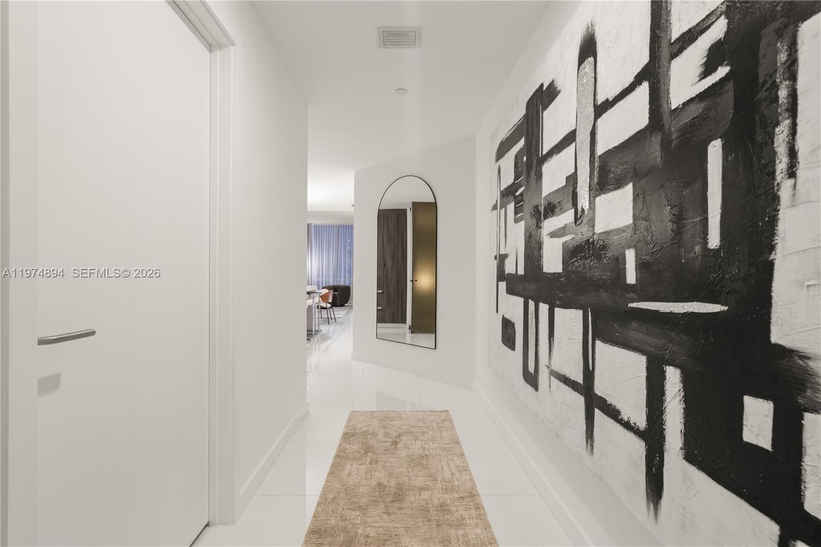 PARAMOUNT MIAMI WORLDCENT - Residential Lease