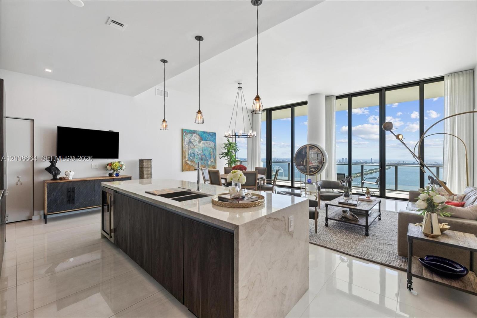 GRAN PARAISO CONDO - Residential