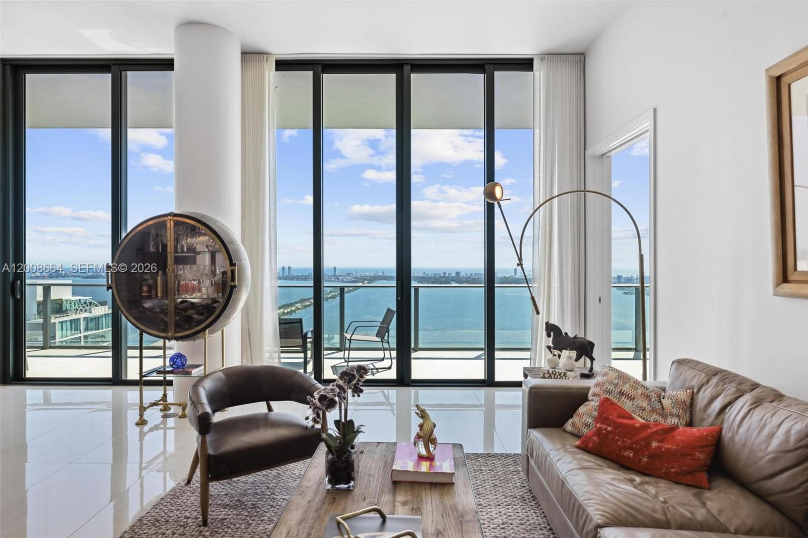 GRAN PARAISO CONDO - Residential