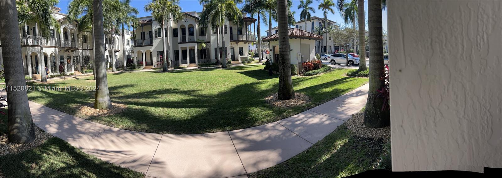 DOWNTOWN DORAL DUTCHER - Residential