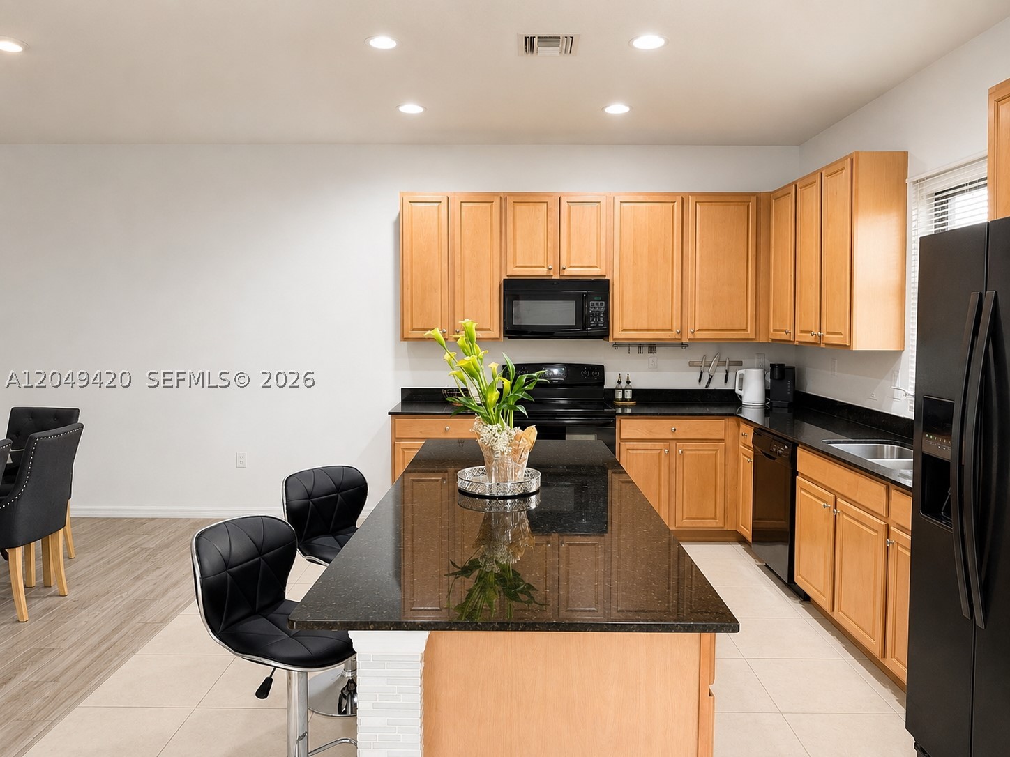 CHAMPION LAKES - Residential