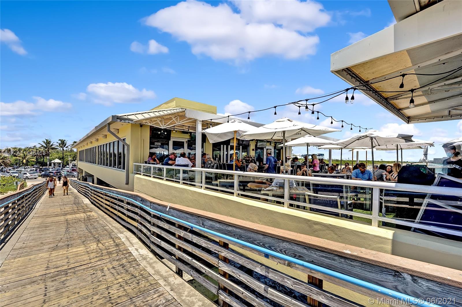 HOLLYWOOD CENTRAL REACH - Residential