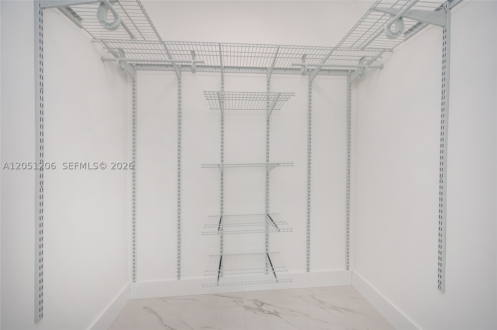 TREASURE ISLAND - Residential Lease