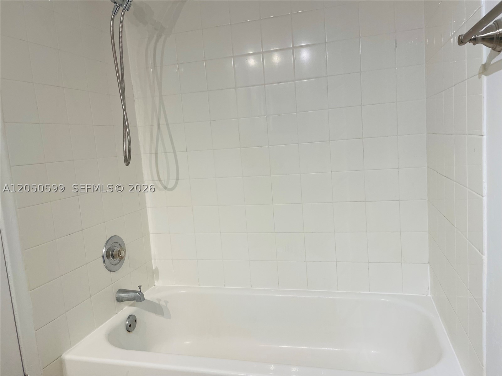 CORAL SPRINGS TOWER CLUB - Residential Lease