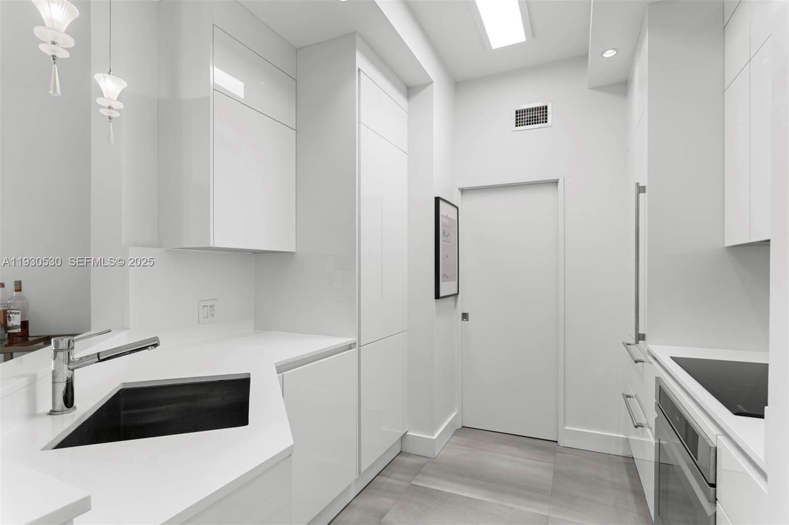 ONE TEQUESTA POINT CONDO - Residential Lease