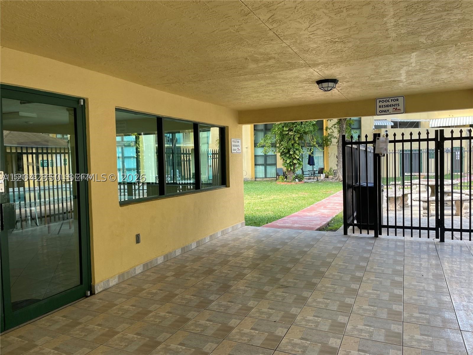 INTERNATIONAL PARK I COND - Residential Lease