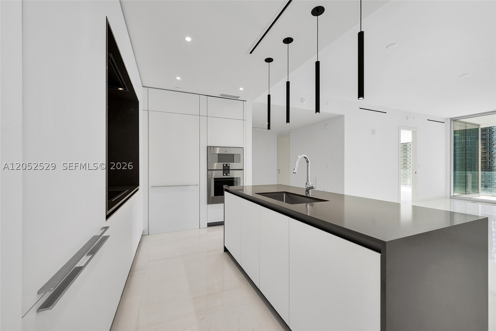 300 BISCAYNE BLVD WAY COND - Residential