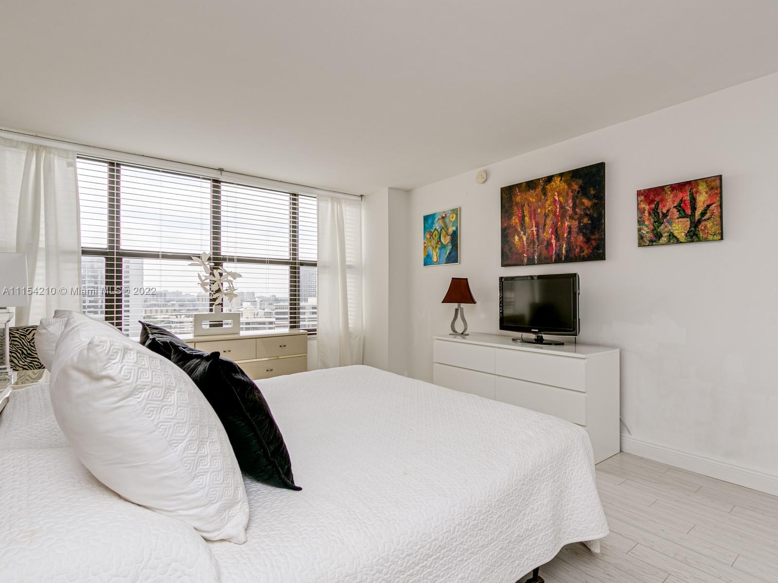 OLYMPUS CONDO - Residential
