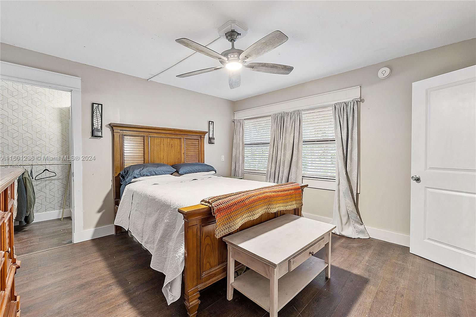 SEVEN SPRINGS 1 - Residential