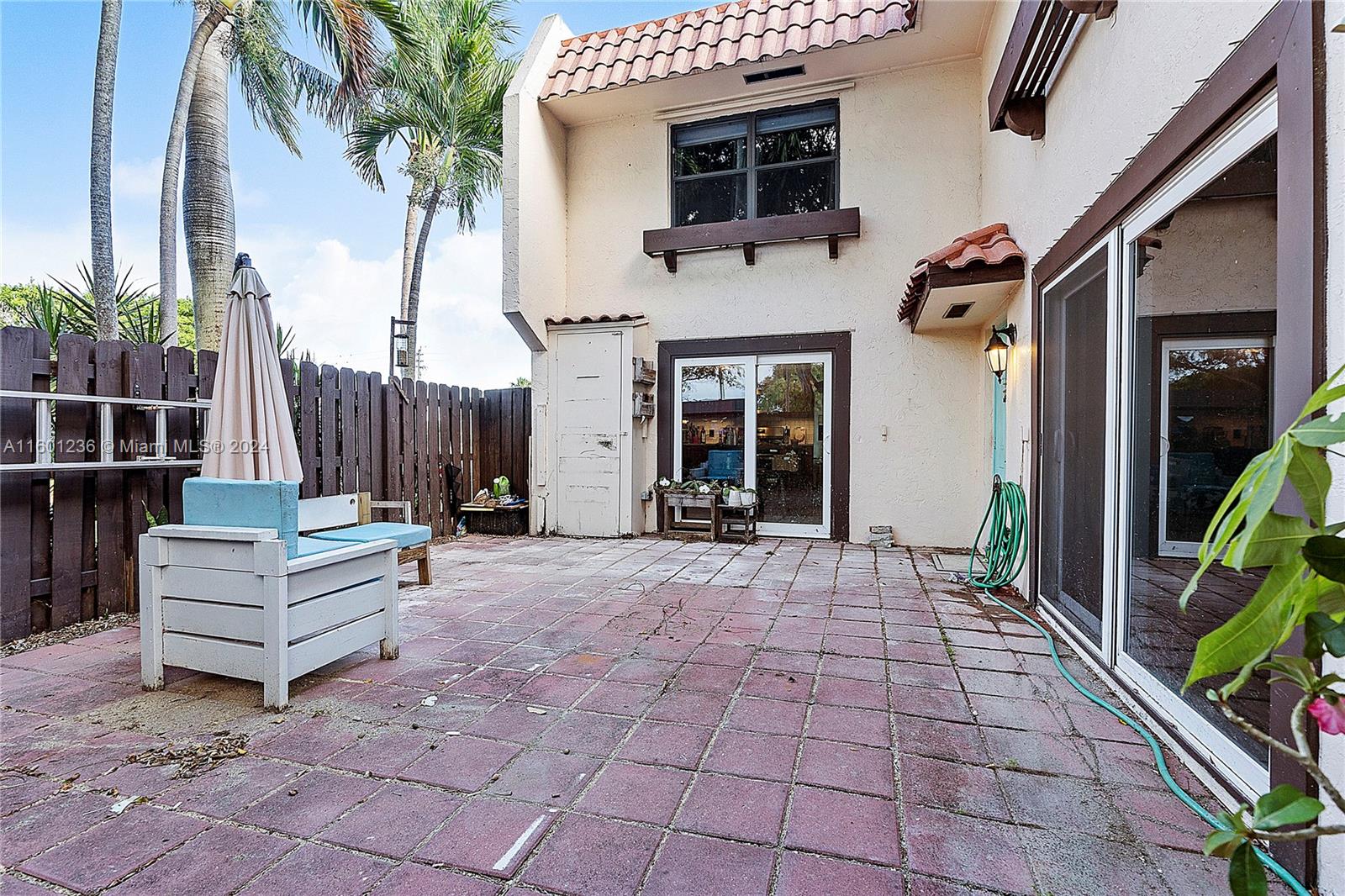 SEVEN SPRINGS 1 - Residential