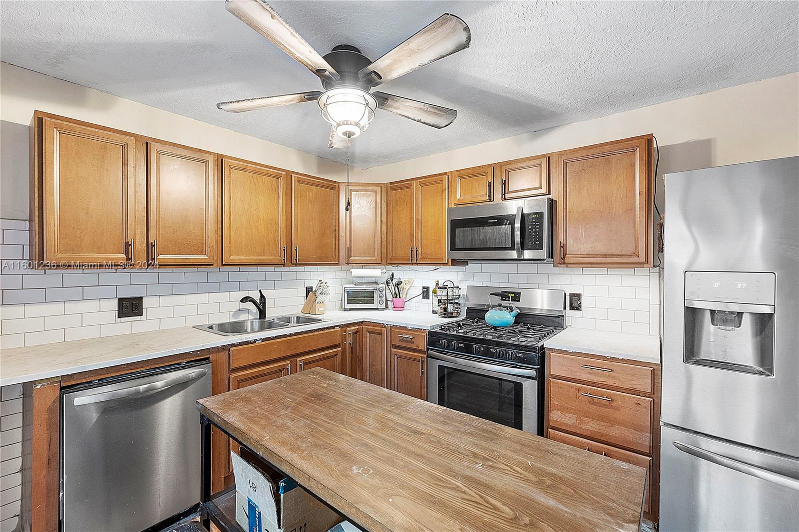 SEVEN SPRINGS 1 - Residential
