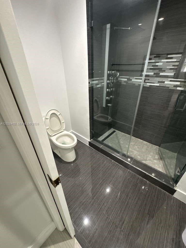 LAKES BY THE BAY SEC 3 - Residential Lease