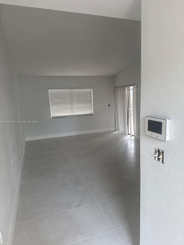 LAKES BY THE BAY SEC 3 - Residential Lease