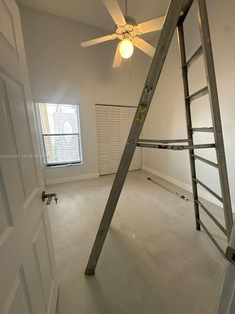 LAKES BY THE BAY SEC 3 - Residential Lease
