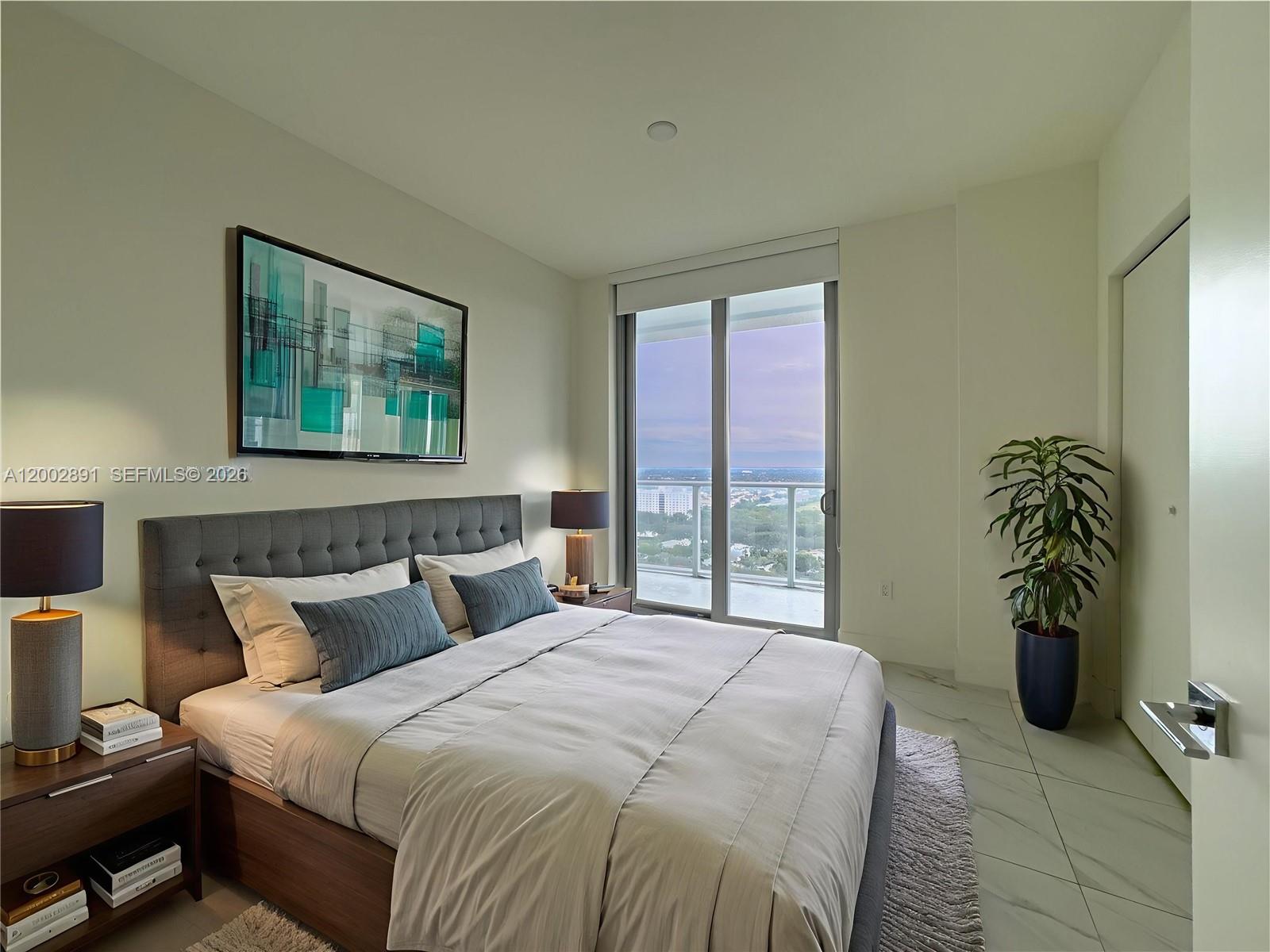 METROPICA NORTH TOWER ONE - Residential