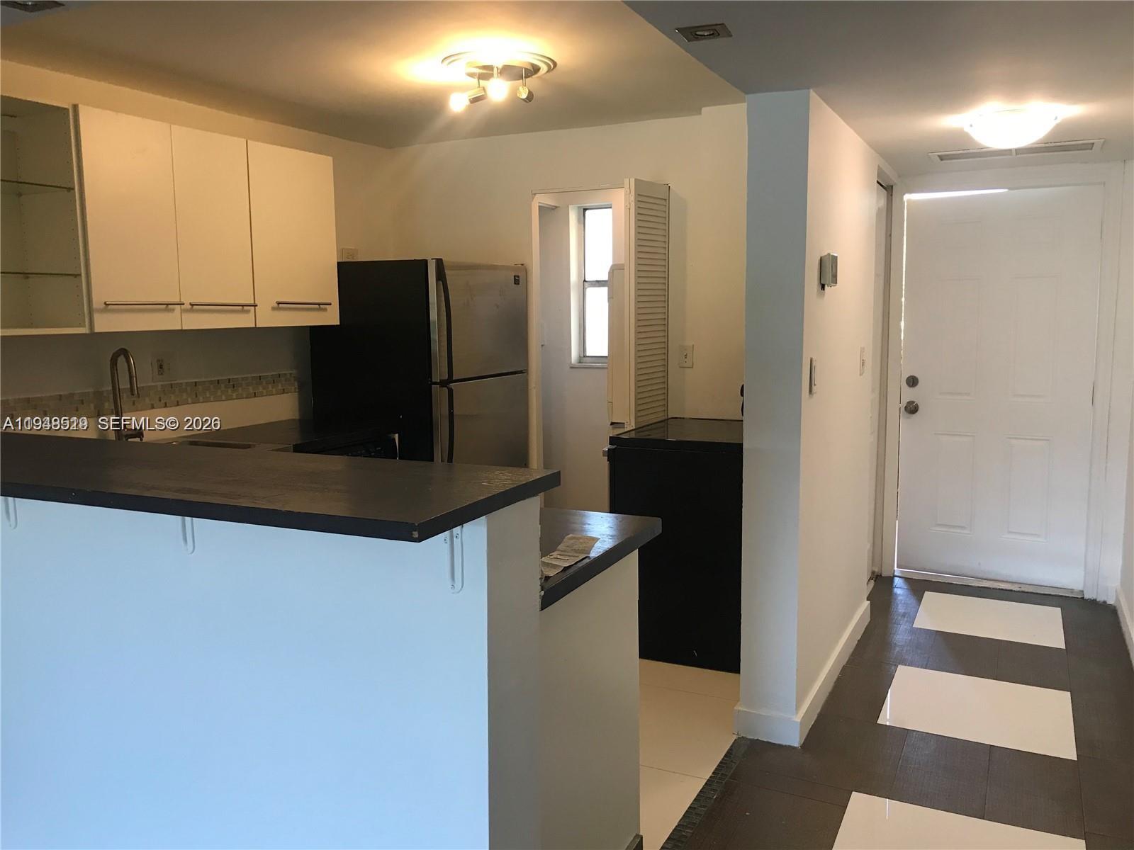 VERSAILLES GARDENS CONDO - Residential