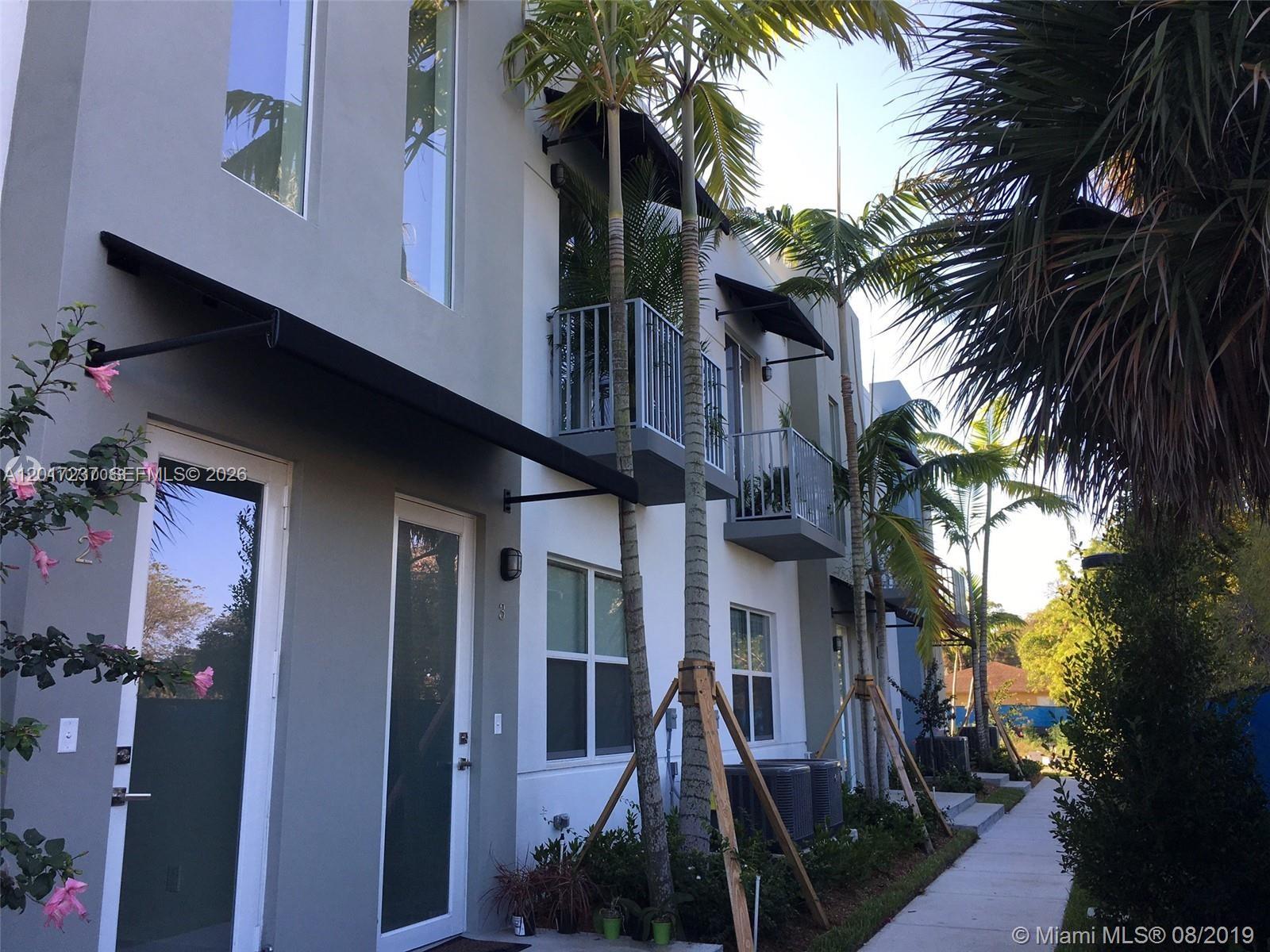 URBAN VILLAGE AT 5TH AVE - Residential