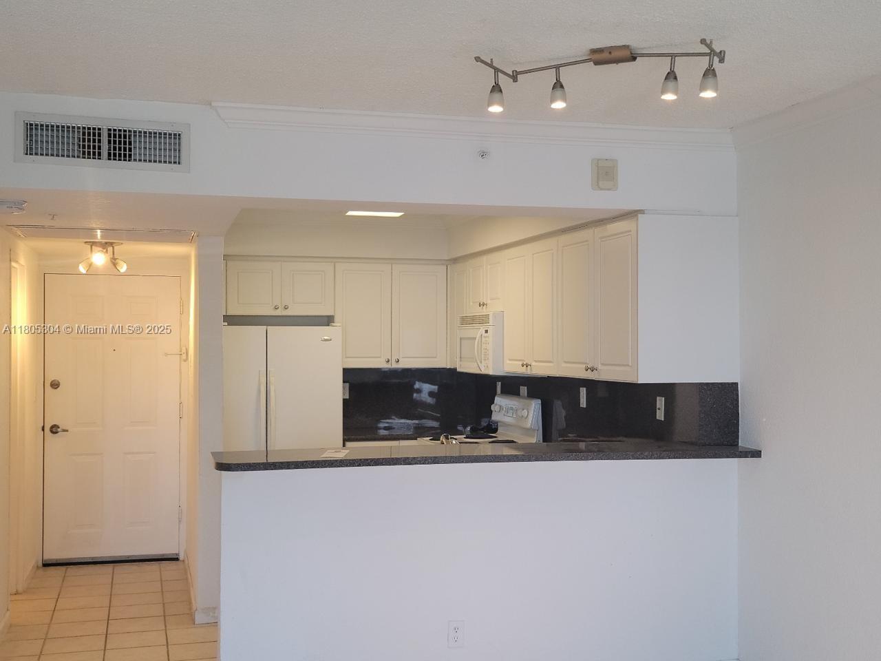 WAVE CONDO - Residential