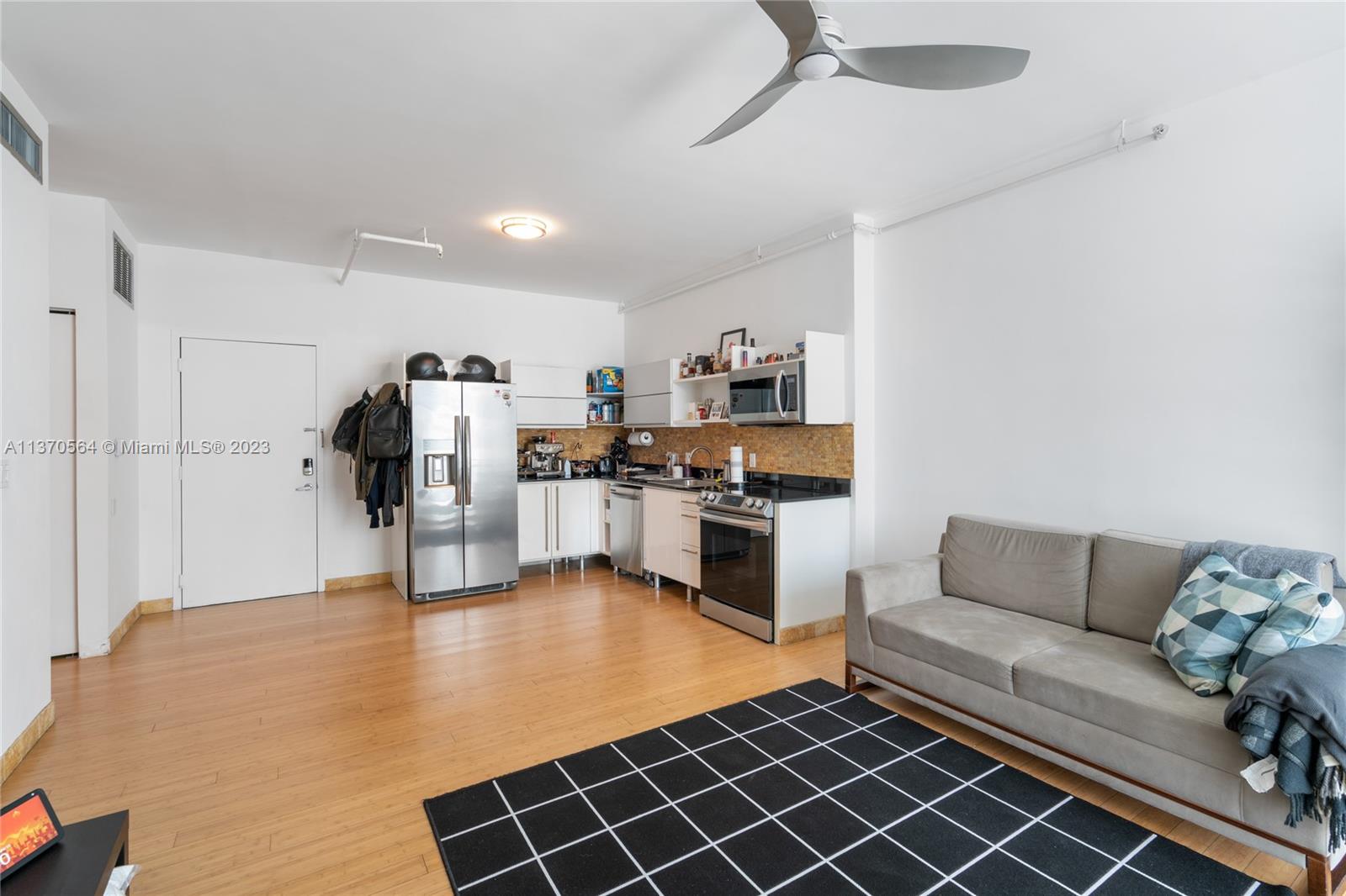 NEO VERTIKA CONDO - Residential
