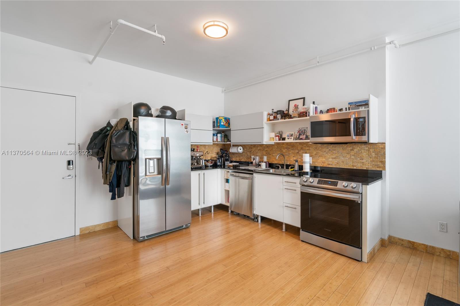 NEO VERTIKA CONDO - Residential