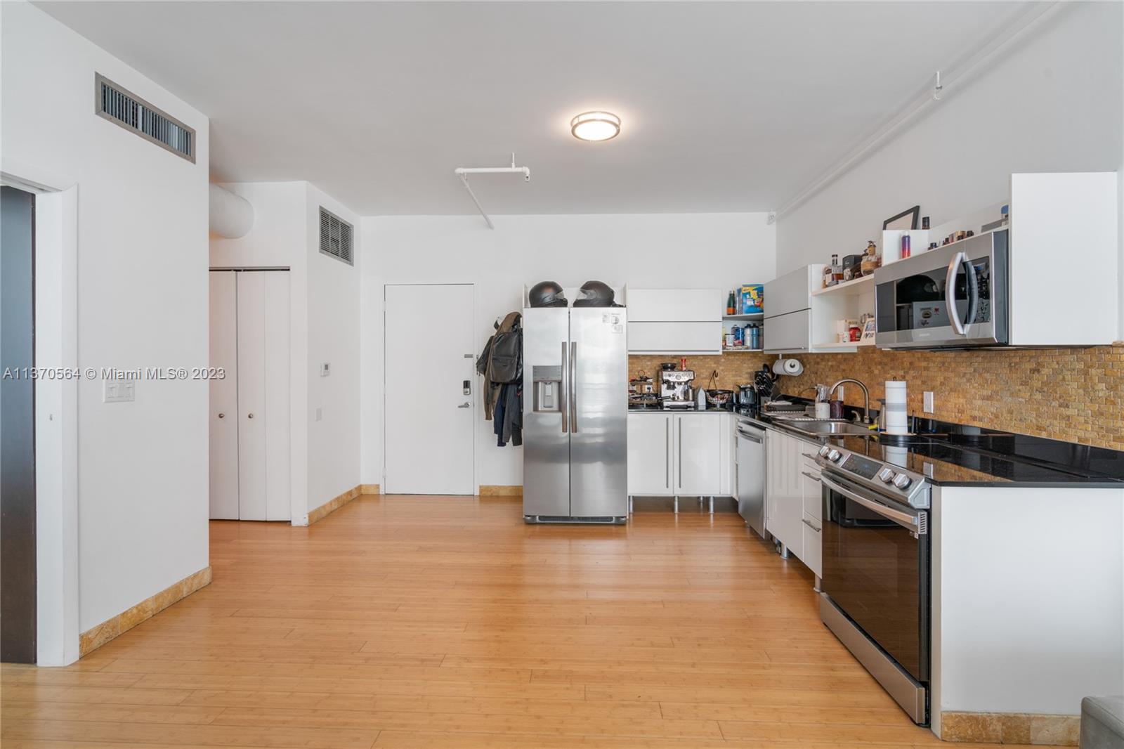 NEO VERTIKA CONDO - Residential