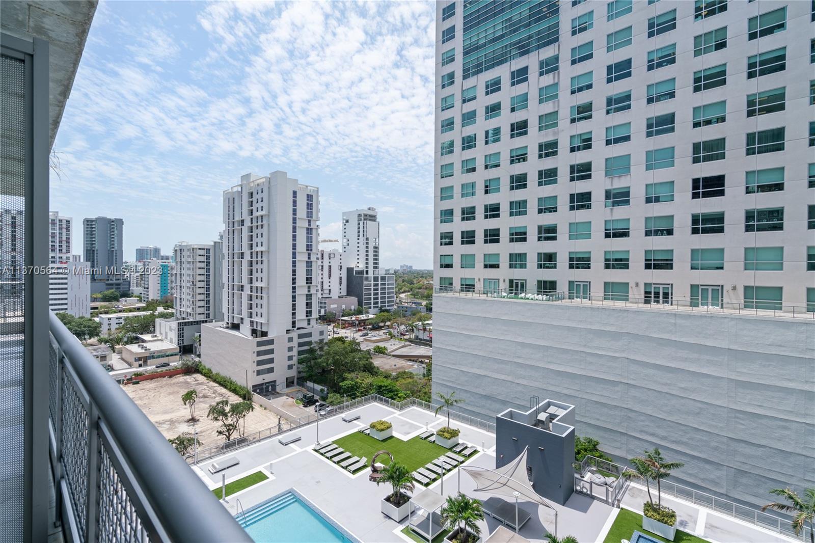 NEO VERTIKA CONDO - Residential