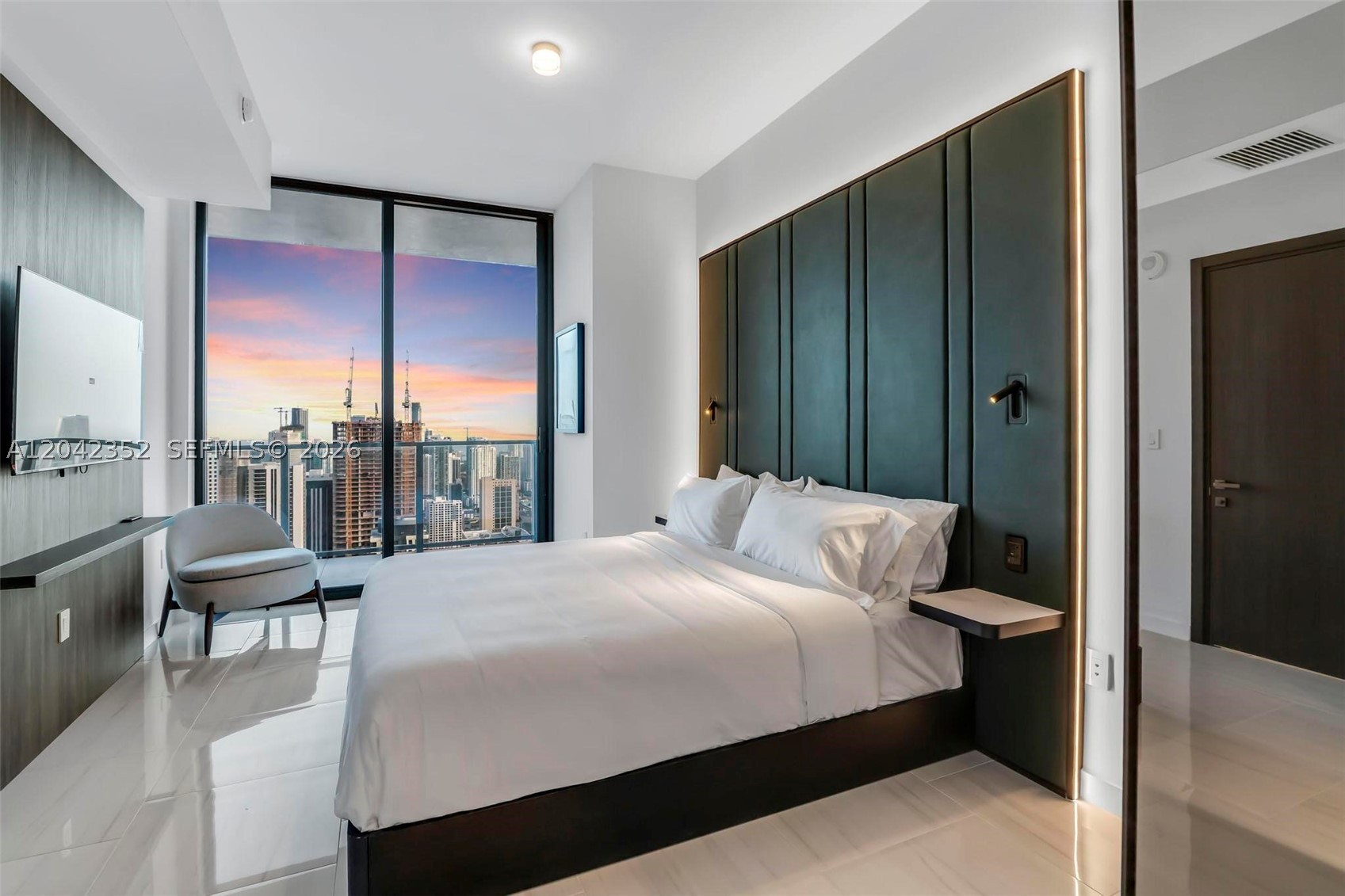MIAMI NORTH - Residential