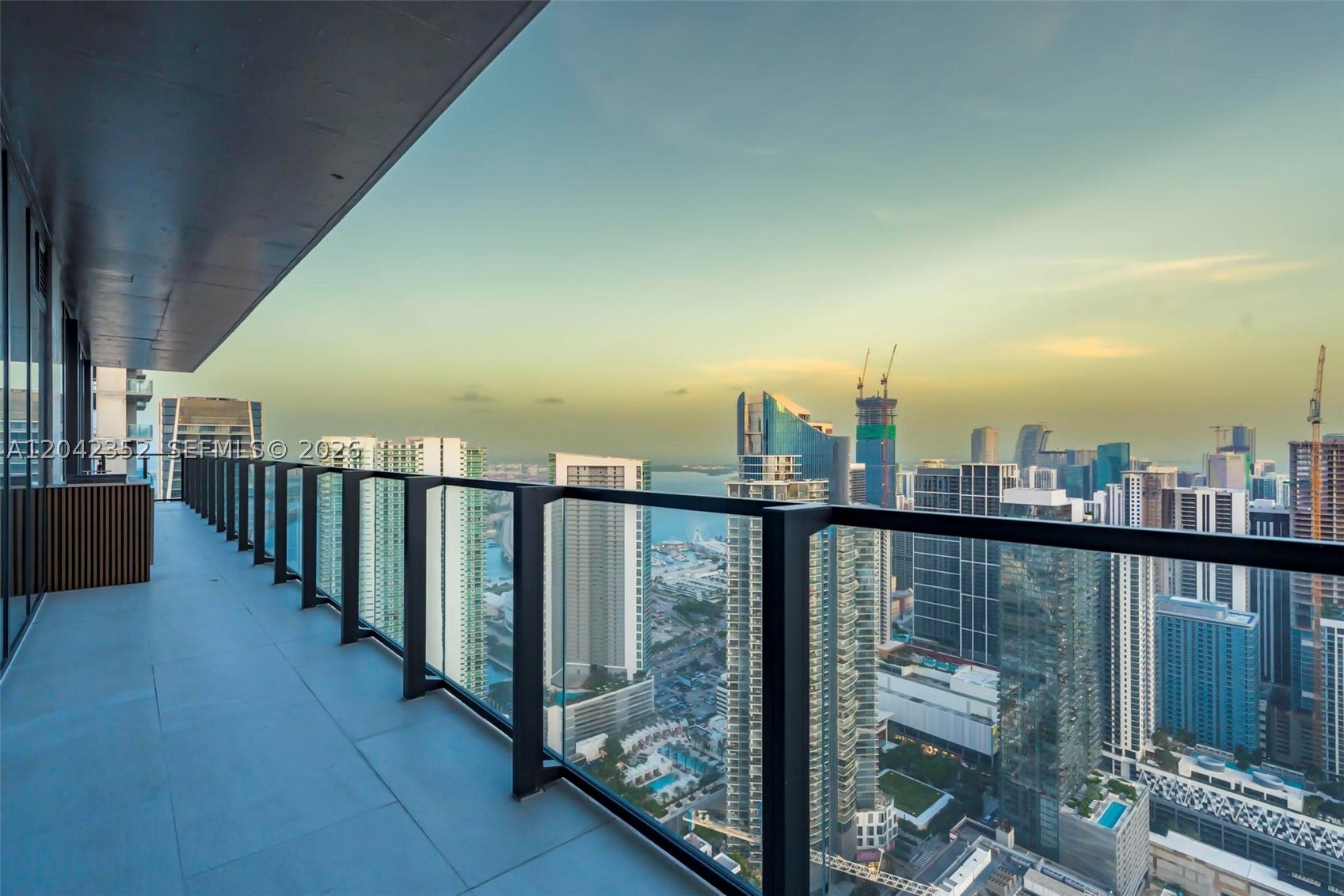MIAMI NORTH - Residential