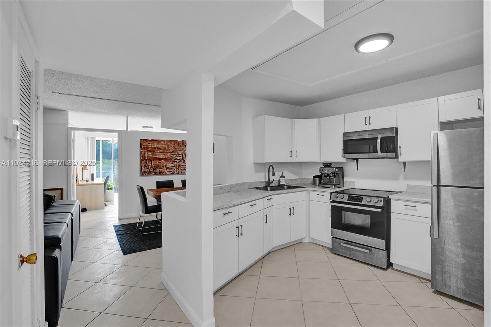 JADE WINDS GROUP - - Residential