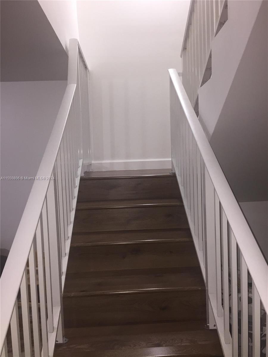 16700 CONDO - Residential Lease