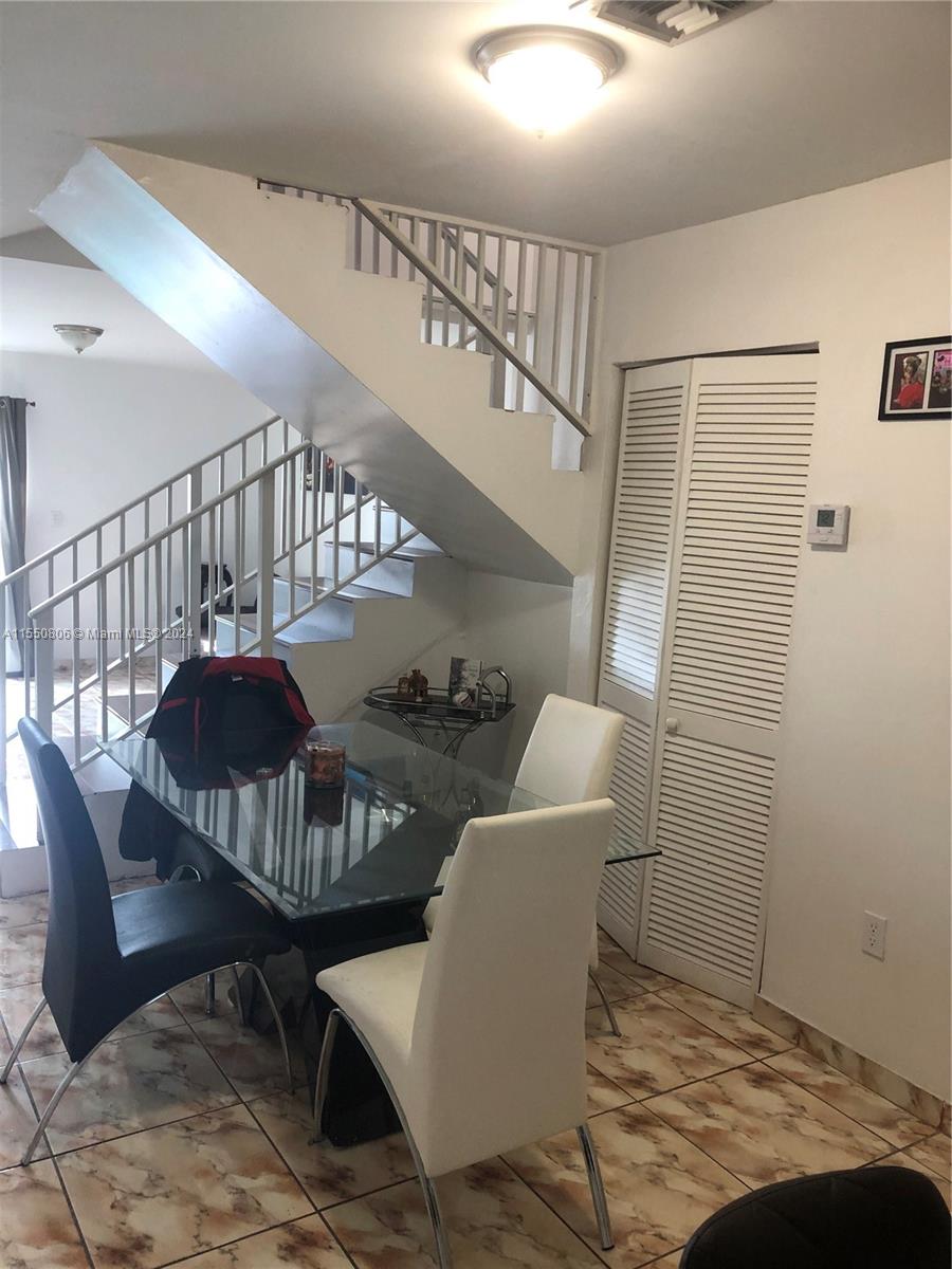 16700 CONDO - Residential Lease