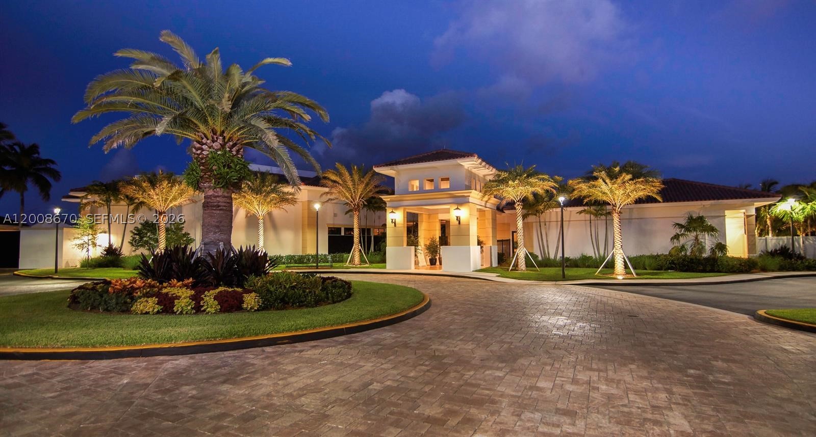 IBIS GOLF AND COUNTRY CLUB - Residential