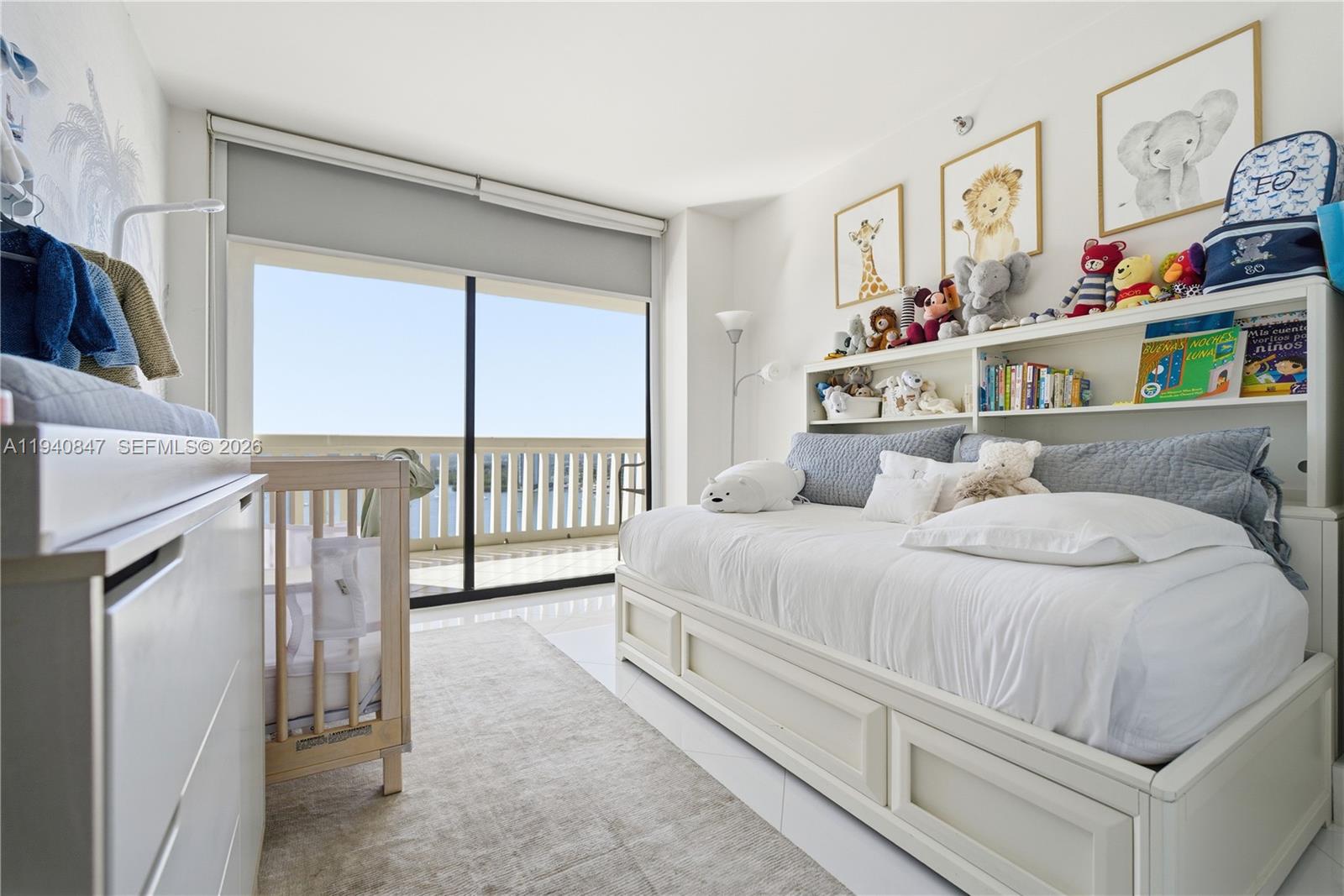 1000 ISL BLVD WILLIAMS IS - Residential